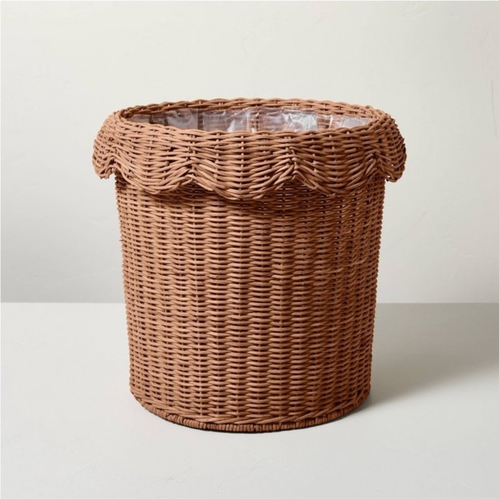 Hearth & Hand Magnolia 12"x12"
Scalloped Rattan Planter Basket